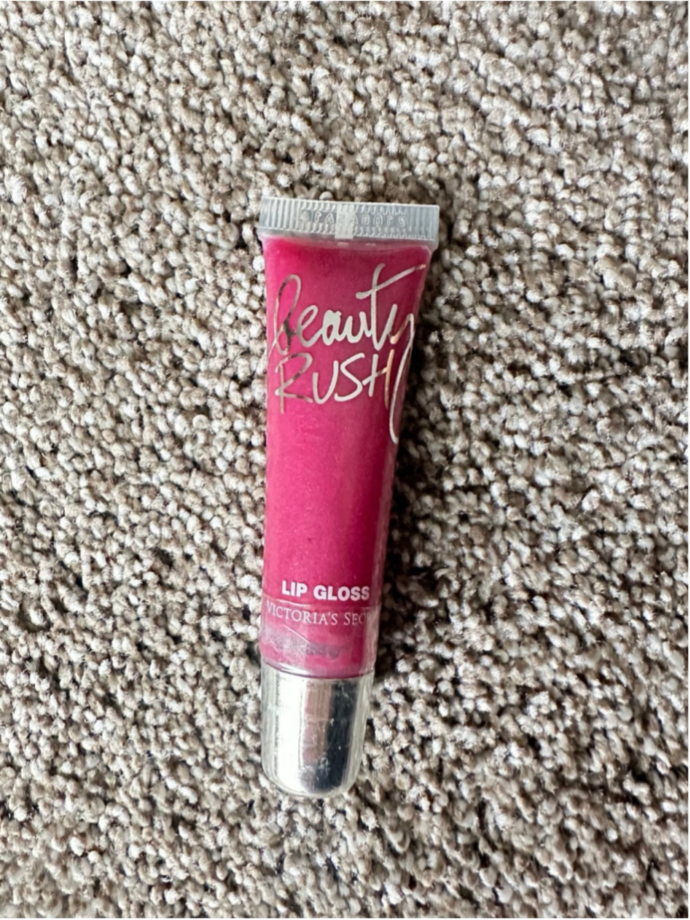 Victoria's Secret Beauty Rush lip gloss-Shineberry